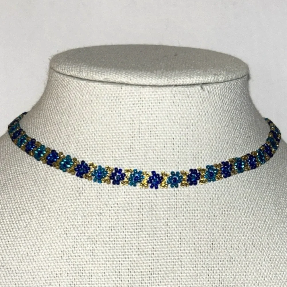 Free People Elegant Blue Beaded Necklace - Picture 1 of 3
